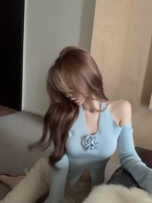 Early Spring Halter Neck Long Flare Sleeved Slit Pullover